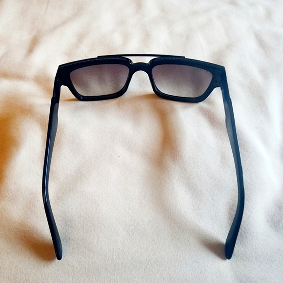 9FIVE ALL BLACK  - GRADIENT SUNGLASSES - Picture 3 of 6